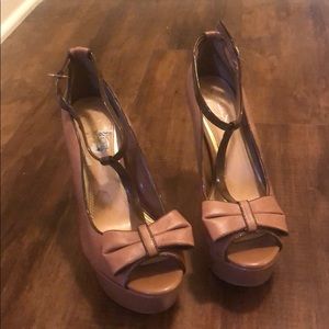 Jessica Simpson heels